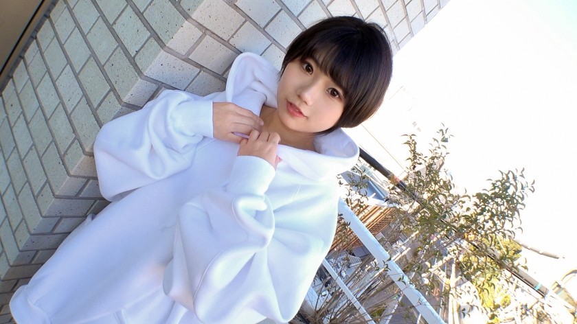 SIRO-5071 [Surprisingly Perverted With A Cute Face? ] Just Wearing A Baggy Hoodie And Not Wearing Her Trousers Or Skirt (Panties As Soon As You Turn The Hoodie) A Strong Girl Who Came To The AV Shoot Like A Flasher. AV Application On The Net → AV Experience Shooting 1982 (Riku Ichikawa)