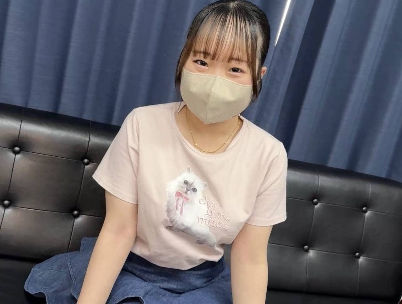 FC2PPV 4751534 [Complete Amateur First Time Shoot] A Super Cute 18-Year-Old With Minimal Experience ♡ Her Looks And F-Cup Breasts Are Irresistible! She’s Seriously Embarrassed By The Raw Insertion And Creampie. Bonus Included.